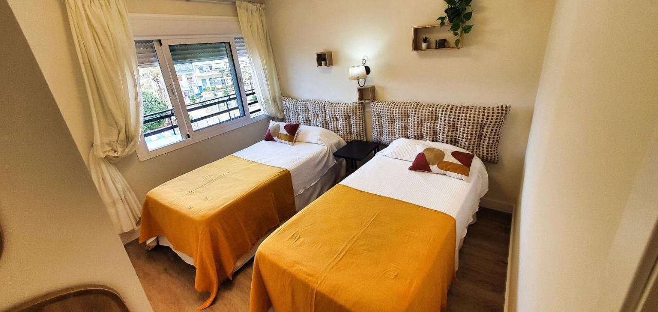 Apartamento Stunning On The Beachfront With Sea Views In Center. *